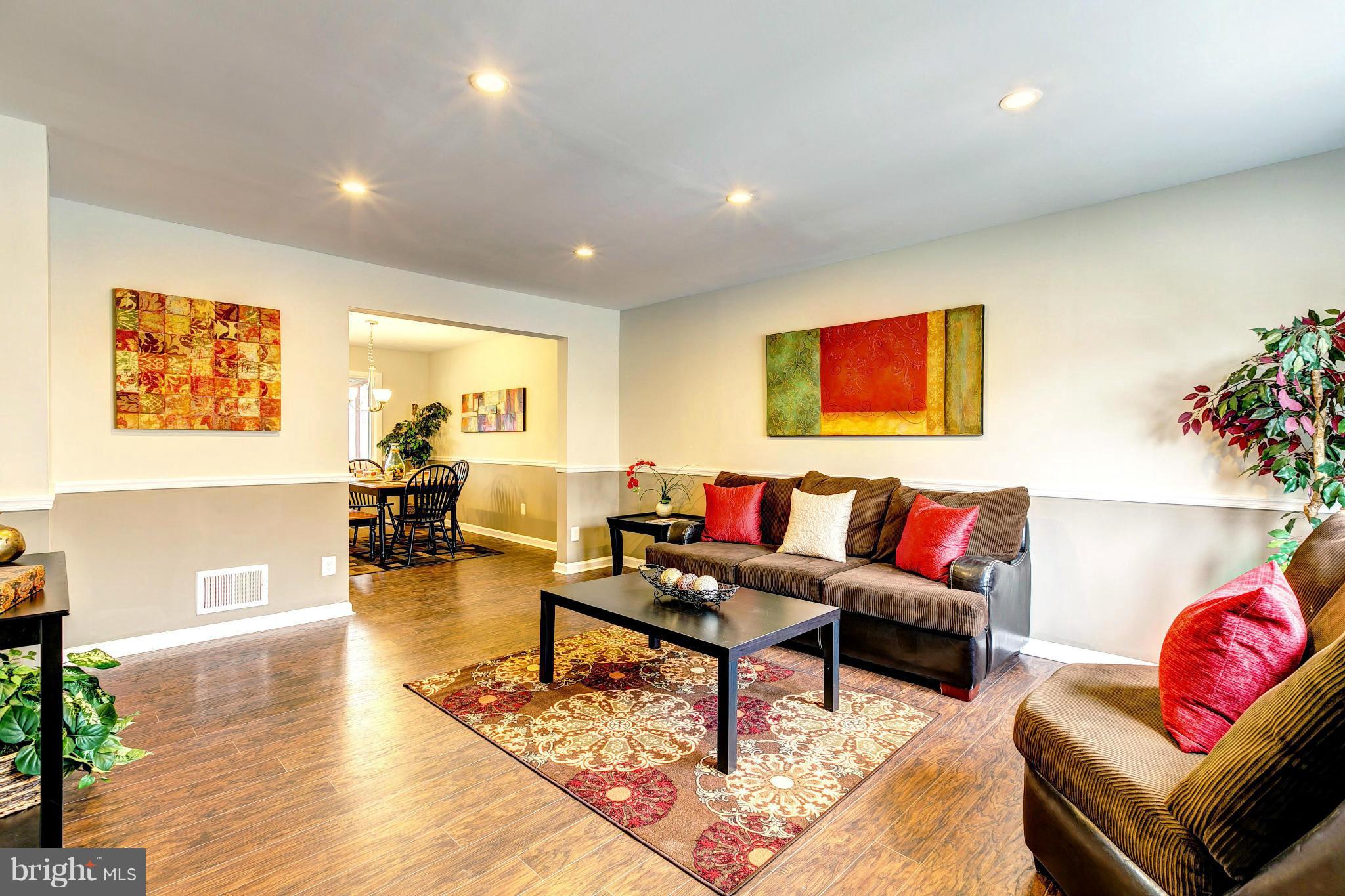 5632 Arnhem Road Baltimore, MD 21206 - Photo 4 of 30 A Great Space To Relax!