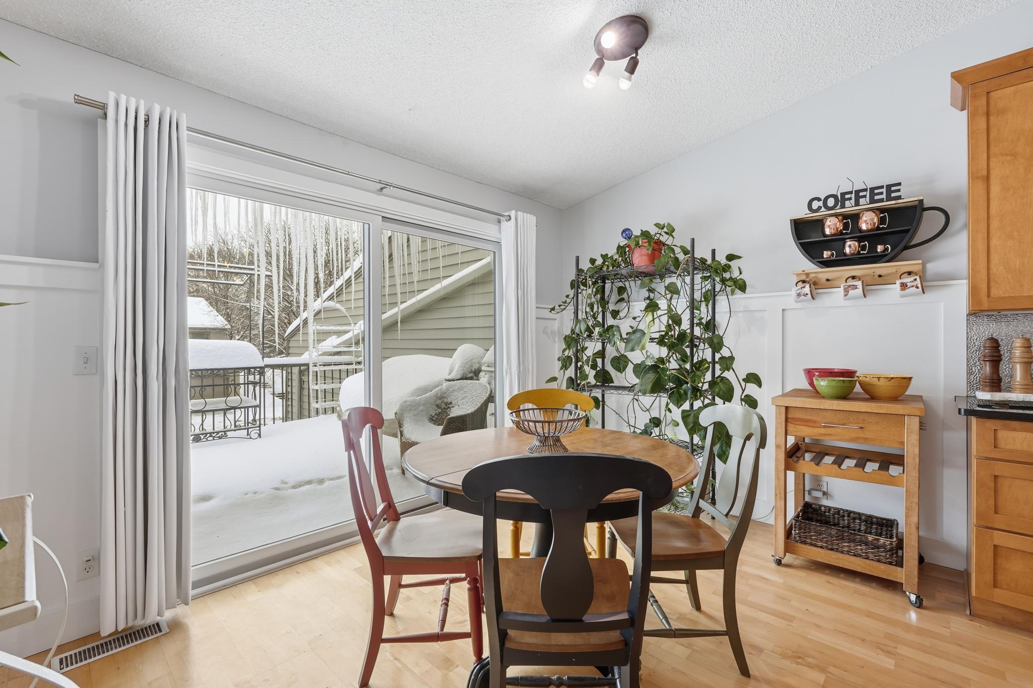 1396 Arden View Drive St. Paul, MN 55112 - Photo 12 of 30