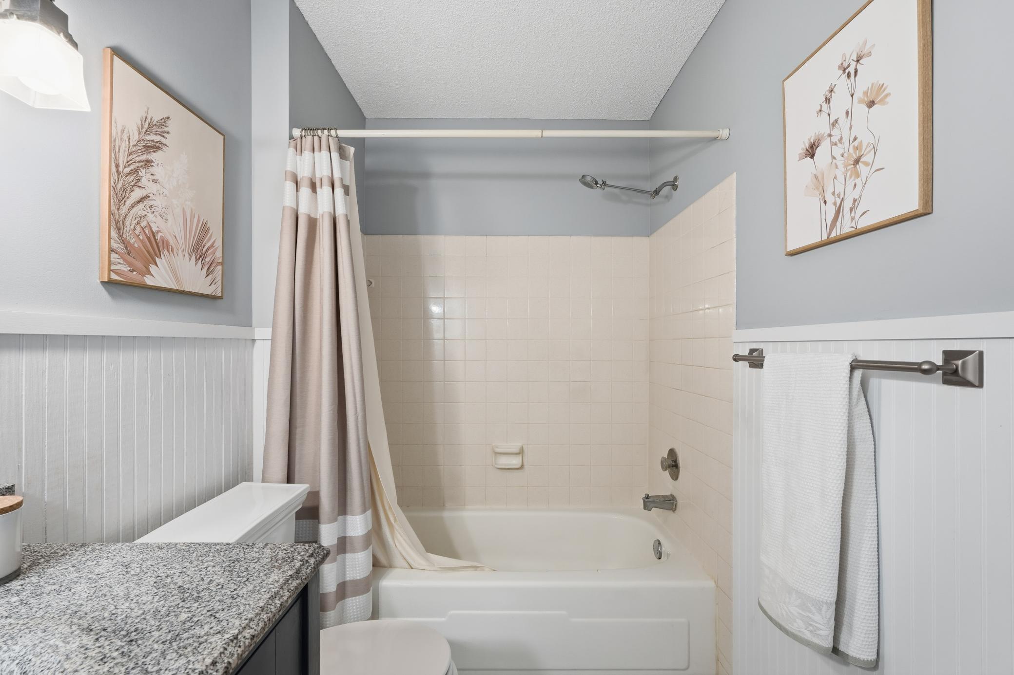 1396 Arden View Drive St. Paul, MN 55112 - Photo 21 of 30