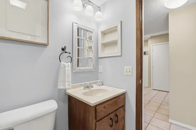 $315,000 | 1396 Arden View Drive, Arden Hills, MN 55112