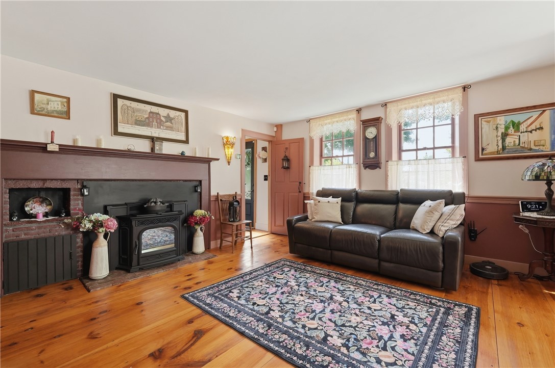 27 Crandall Road Little Compton, RI 02837 - Photo 9 of 18