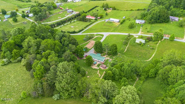 $210,000 | 17508 Dreamers Lane, Glade Spring, VA 24340