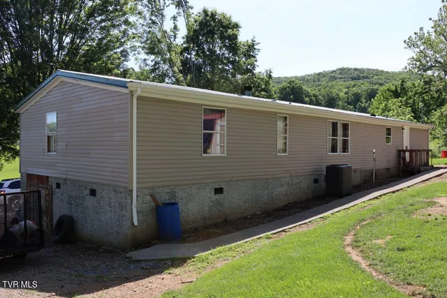 $210,000 | 17508 Dreamers Lane, Glade Spring, VA 24340