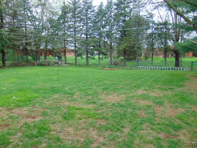 3055 Avon Road Bethlehem, PA 18017 - Photo 29 of 31 Gallery Image 29