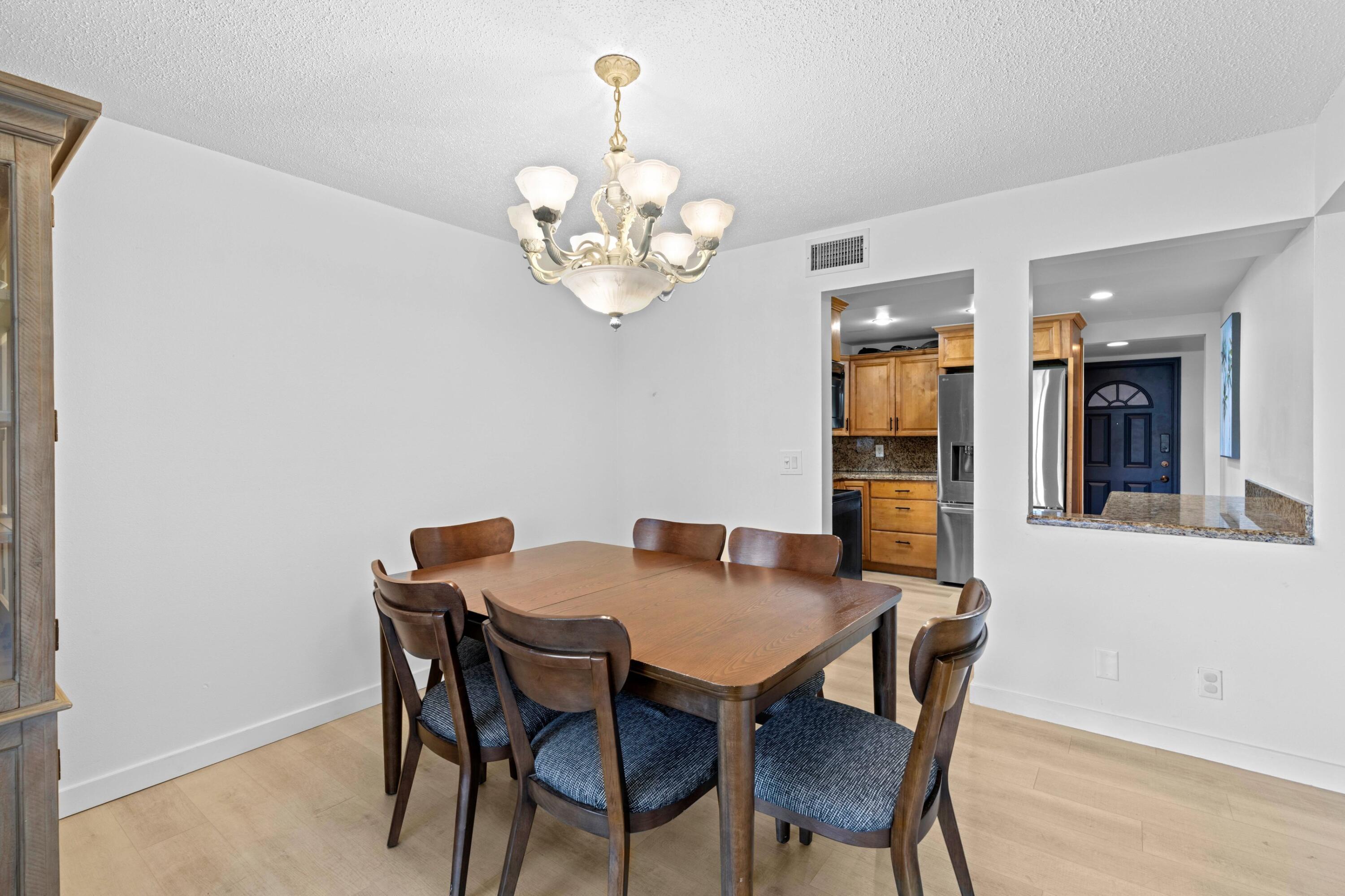 149 Northwest 70th Street, Unit 302B Boca Raton, FL 33487 - Photo 8 of 44 Dining Area