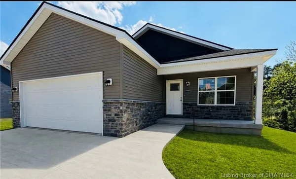 $309,900 | 3599 Old Vincennes Road, Floyds Knobs, IN 47119