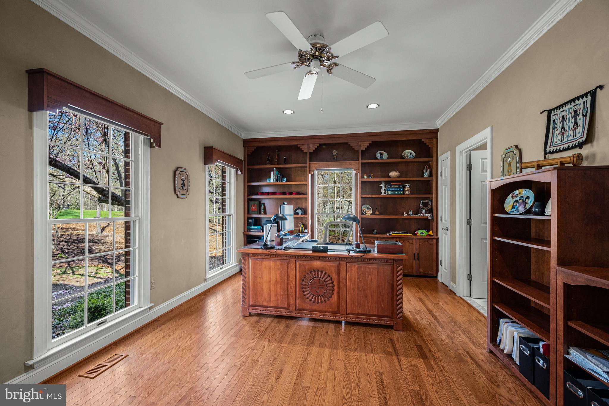 1206 Crystal Ridge Road Marriottsville, MD 21104 - Photo 17 of 72 Built ins