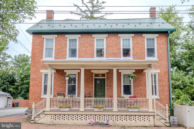 $369,900 | 118 East Main Street, Fairfield, PA 17320