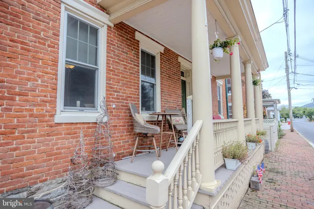 $369,900 | 118 East Main Street, Fairfield, PA 17320