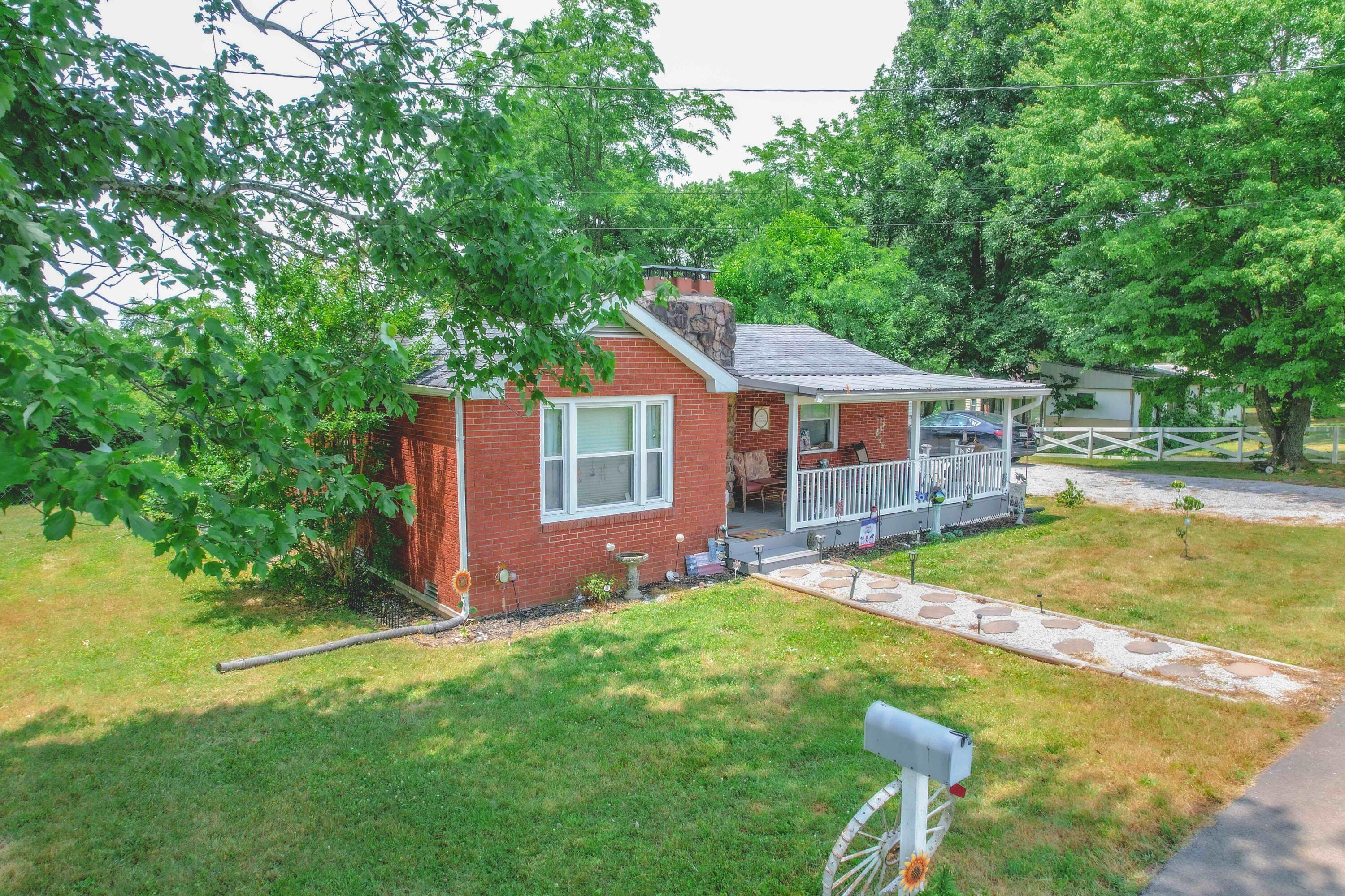 71 Stevenson Road Nancy, KY 42544 - Photo 10 of 51 010