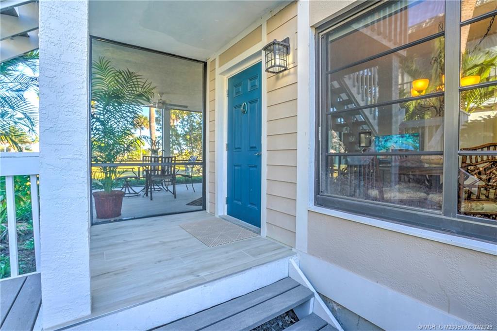 331 Golfview Circle Stuart, FL 34996 - Photo 8 of 48