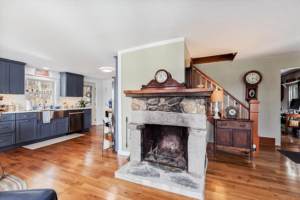 227 Warren Road Pittston, ME 04345 - Photo 14 of 56 21_BP5A9123_DxO_mls