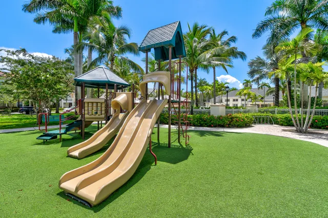 $388,000 | 276 Murcia Drive, Unit 313, Jupiter, FL 33458