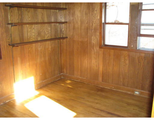 110 Mulpus Road Lunenburg, MA 01462 - Photo 4 of 6