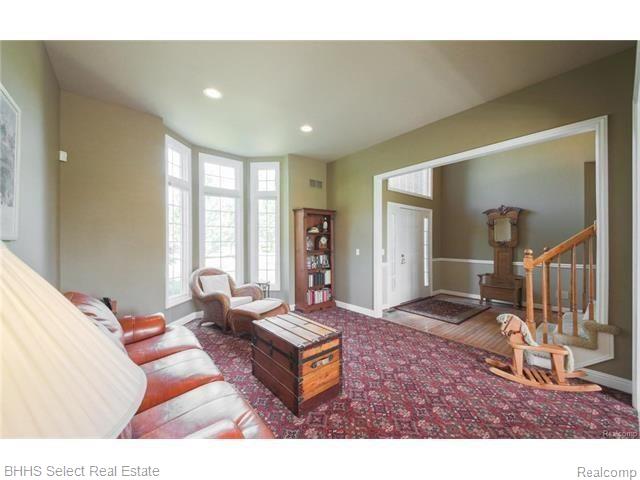 48391 Inveraray Road Canton, MI 48188 - Photo 8 of 41 GetMedia (6).jpg
