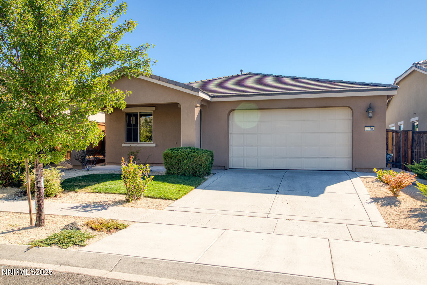 1670 Heavenly View Trail Reno-large-001-