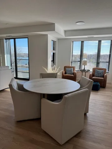 $632,963 | 1948 Wayzata Boulevard, Unit 308, Long Lake, MN 55356