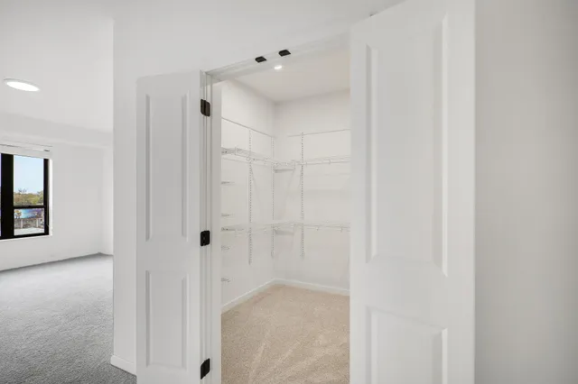 $632,963 | 1948 Wayzata Boulevard, Unit 308, Long Lake, MN 55356