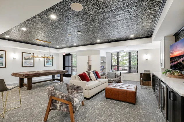 $632,963 | 1948 Wayzata Boulevard, Unit 308, Long Lake, MN 55356