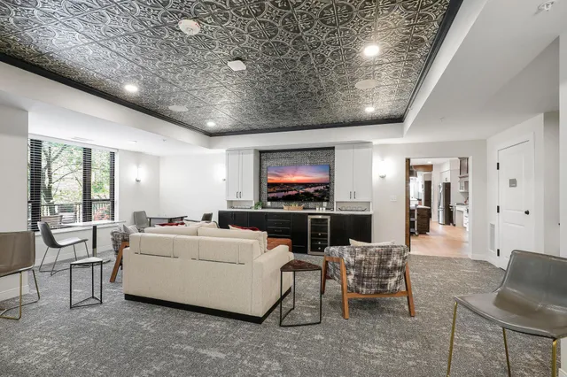 $632,963 | 1948 Wayzata Boulevard, Unit 308, Long Lake, MN 55356