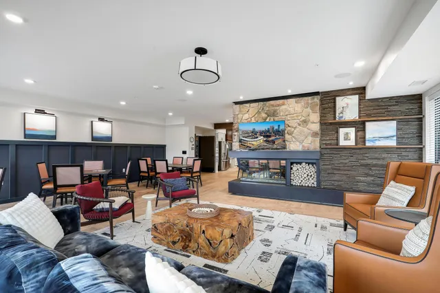 $632,963 | 1948 Wayzata Boulevard, Unit 308, Long Lake, MN 55356