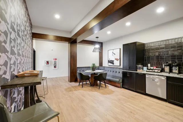 $632,963 | 1948 Wayzata Boulevard, Unit 308, Long Lake, MN 55356