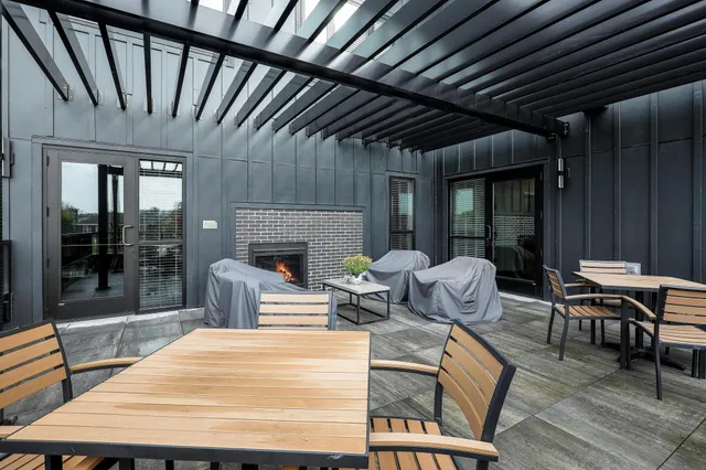 $632,963 | 1948 Wayzata Boulevard, Unit 308, Long Lake, MN 55356