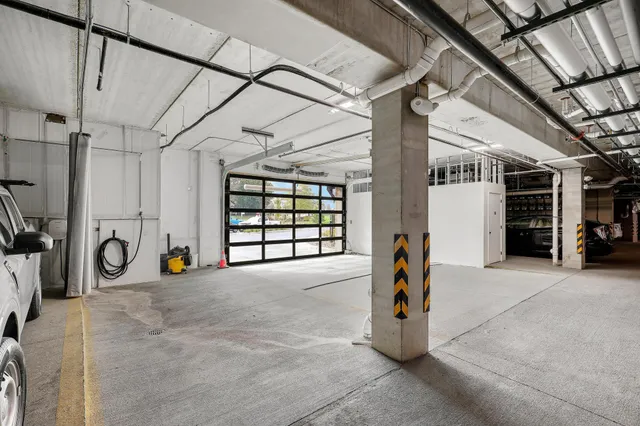 $632,963 | 1948 Wayzata Boulevard, Unit 308, Long Lake, MN 55356