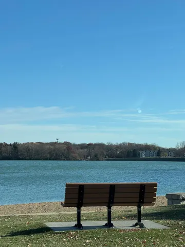 $632,963 | 1948 Wayzata Boulevard, Unit 308, Long Lake, MN 55356