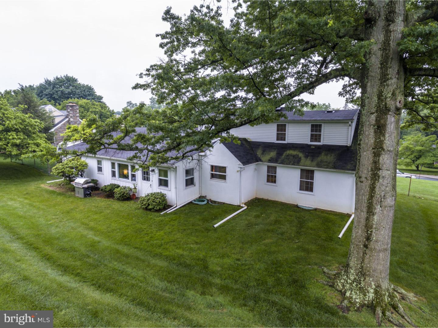 3507 Tyson Road Newtown Square, PA 19073 - Photo 3 of 25 Exterior Back