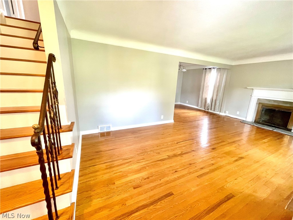 1188 Brainard Road Lyndhurst, OH 44124 - Photo 4 of 21