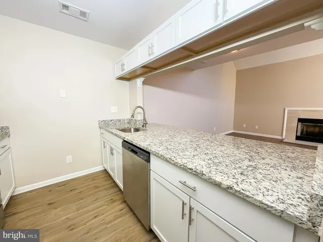 $2,300 | 13405 Shady Knoll Drive, Silver Spring, MD 20904