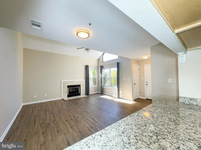 $2,300 | 13405 Shady Knoll Drive, Silver Spring, MD 20904