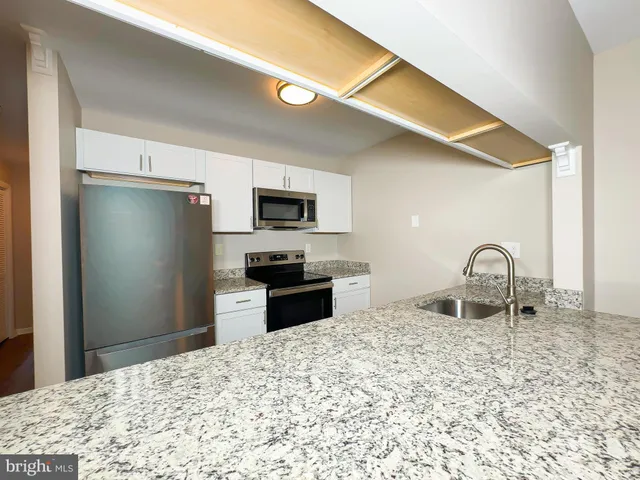 $2,300 | 13405 Shady Knoll Drive, Silver Spring, MD 20904