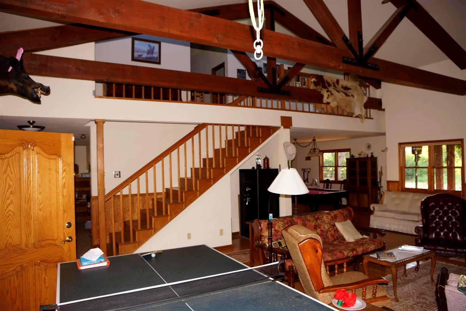28187 Williams Ranch Road Millville, CA 96062 - Photo 19 of 82 Main Hm - Great Rm (1)