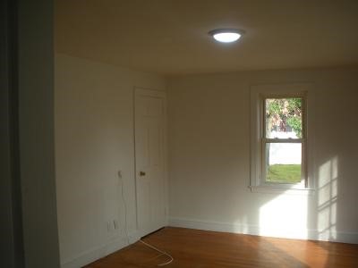 169 West Shore Road Warwick, RI 02889 - Photo 5 of 31