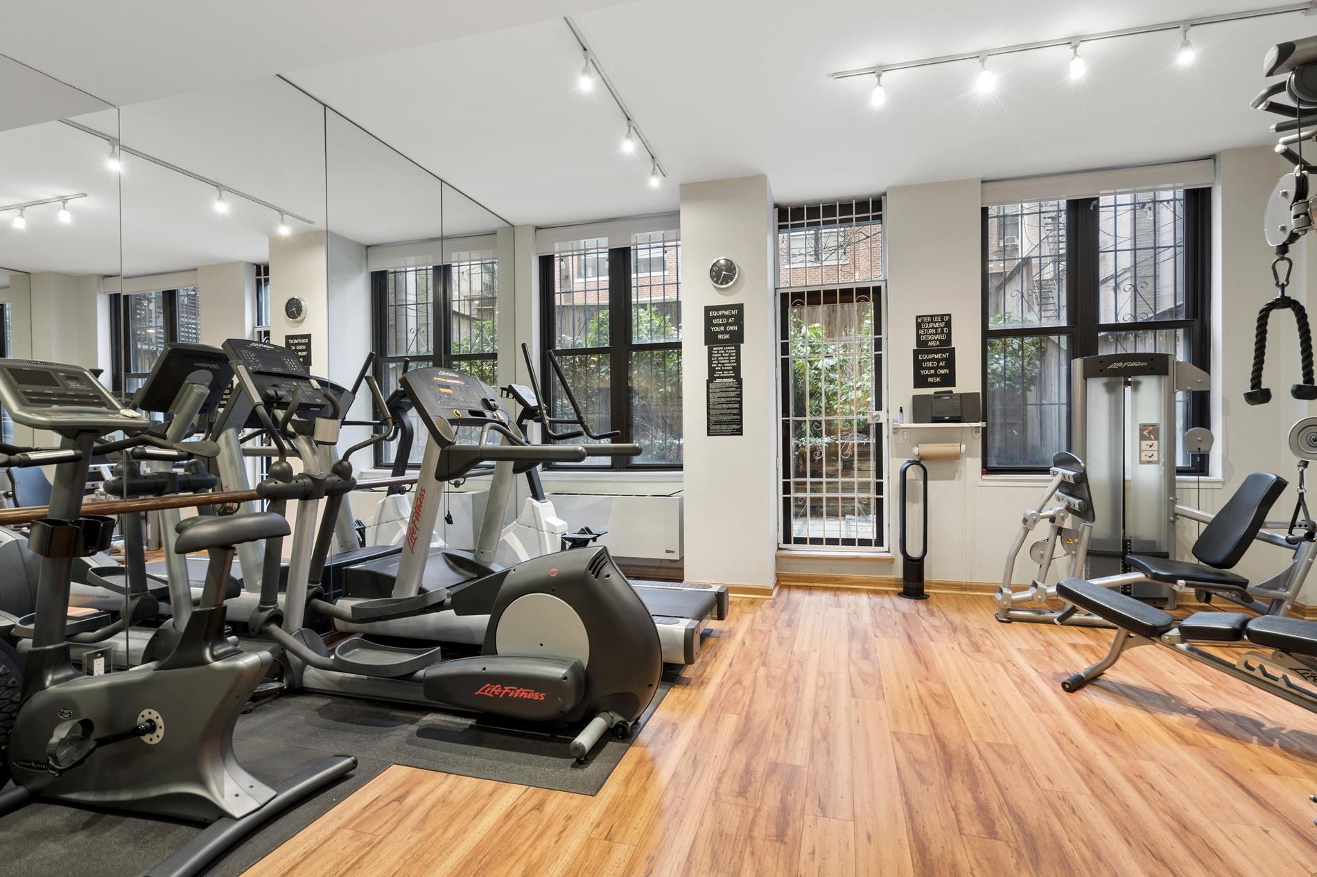 255 West 85th Street, Unit 5A Manhattan, NY 10024 - Photo 9 of 12