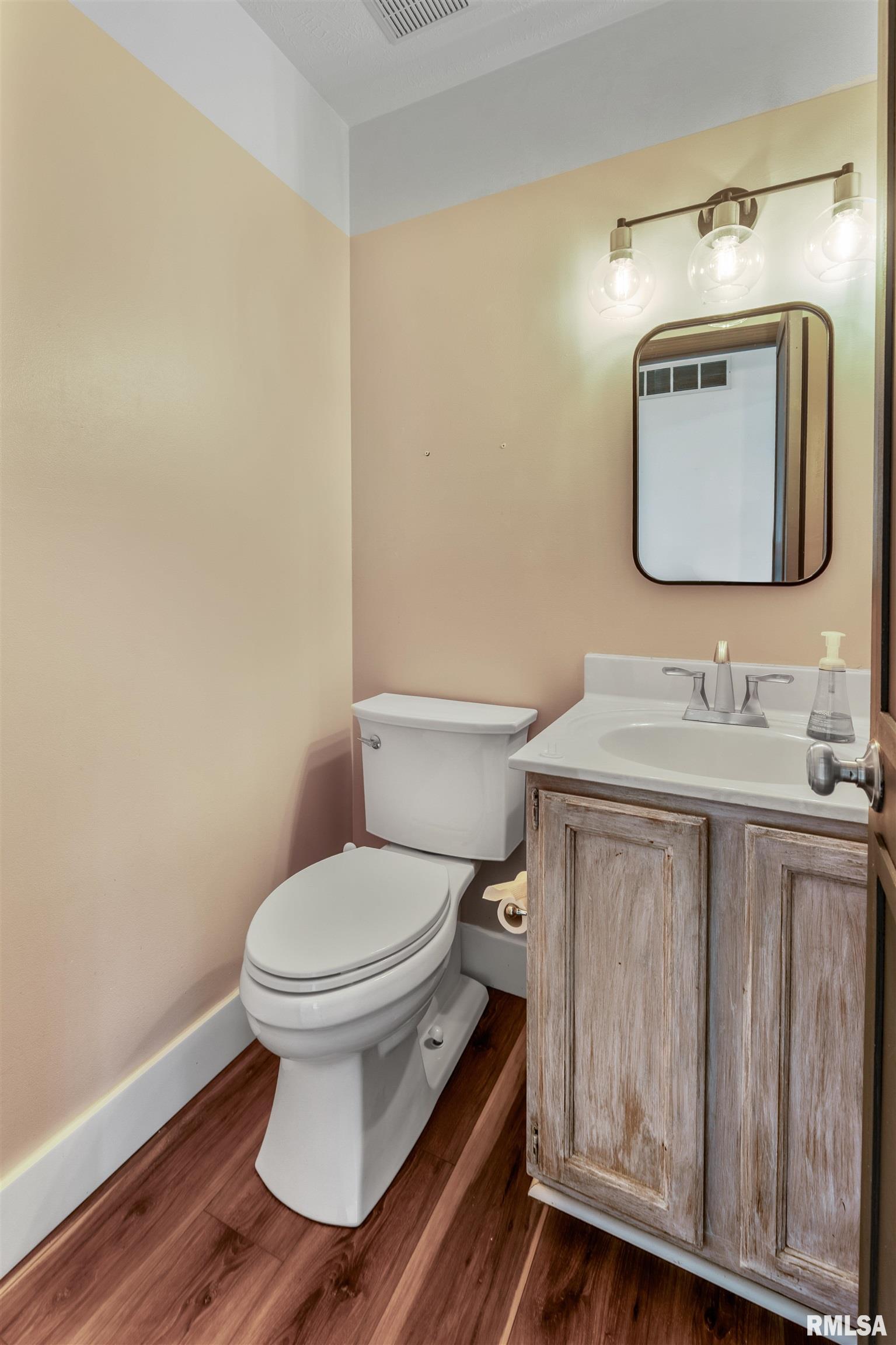 105 Colchester Drive Normal, IL 61761 - Photo 26 of 54
