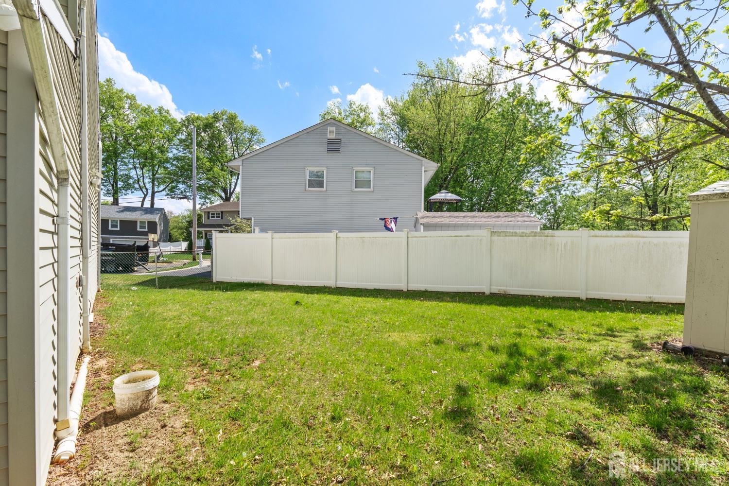 14 Bonnie Lane Colonia, NJ 07067 - Photo 29 of 36