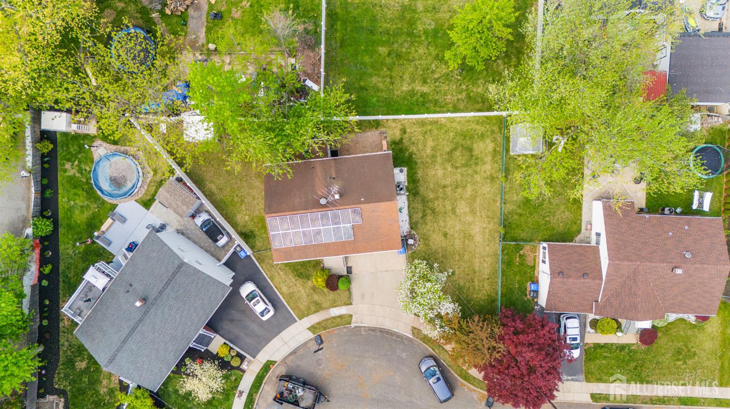 14 Bonnie Lane Colonia, NJ 07067 - Photo 32 of 36