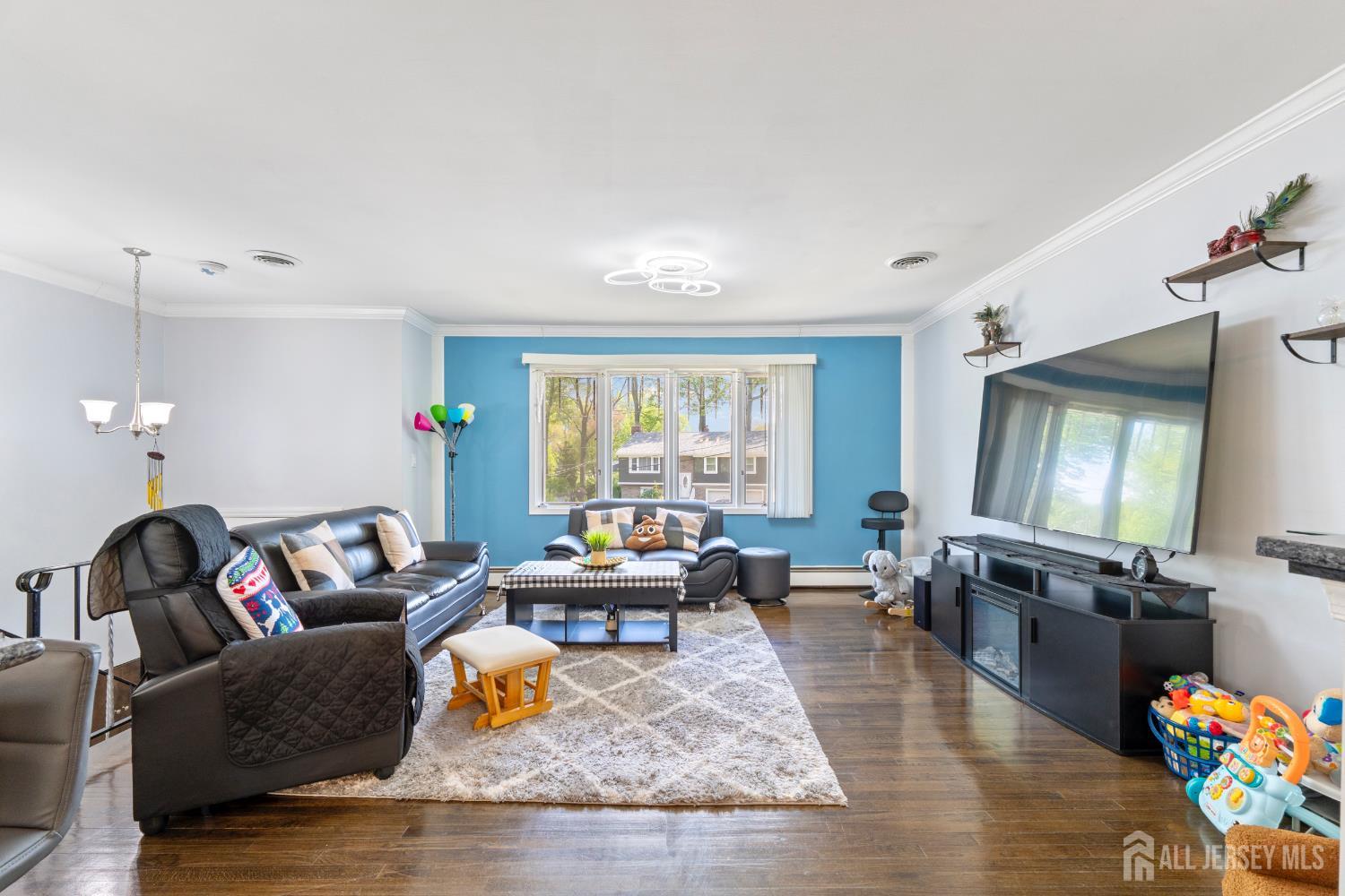 14 Bonnie Lane Colonia, NJ 07067 - Photo 9 of 36