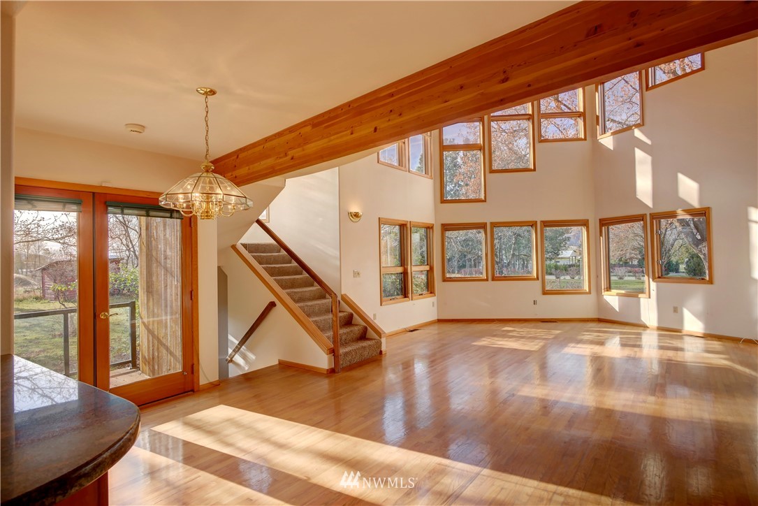 78 Woods Road Omak, WA 98841 - Photo 22 of 40 a view of an entryway