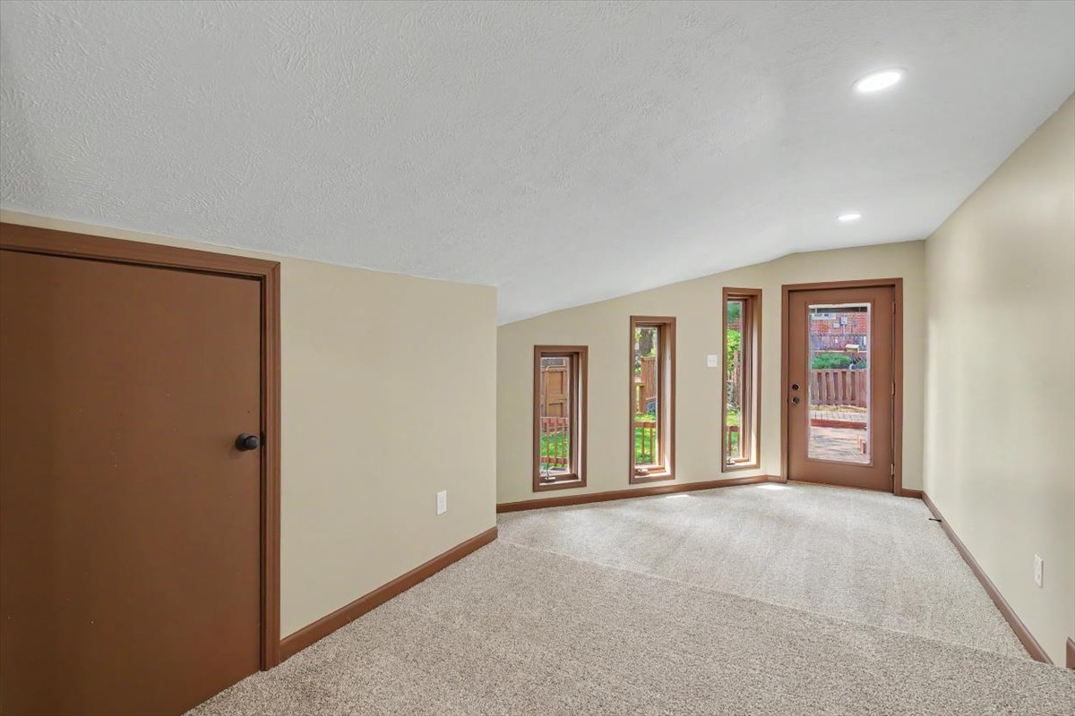 2 Walton Place Normal, IL 61761 - Photo 23 of 47