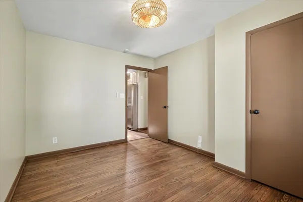 $395,000 | 2 Walton Place, Normal, IL 61761