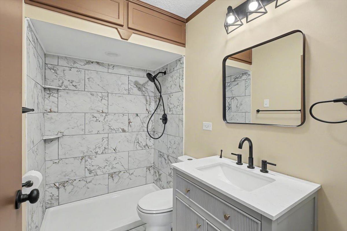 2 Walton Place Normal, IL 61761 - Photo 30 of 47