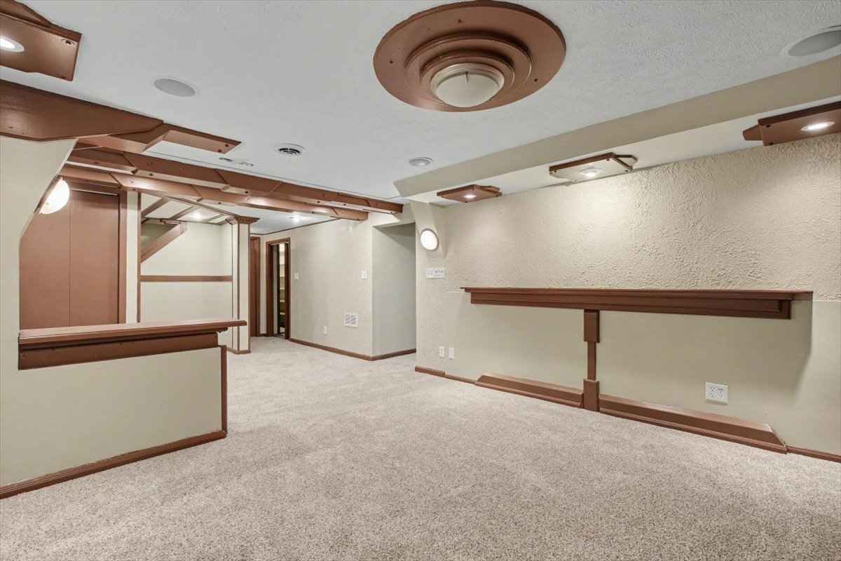 2 Walton Place Normal, IL 61761 - Photo 33 of 47