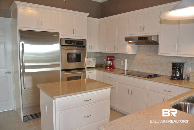 30888 River Road Orange Beach, AL 36561 - Photo 9 of 29 Kitchen