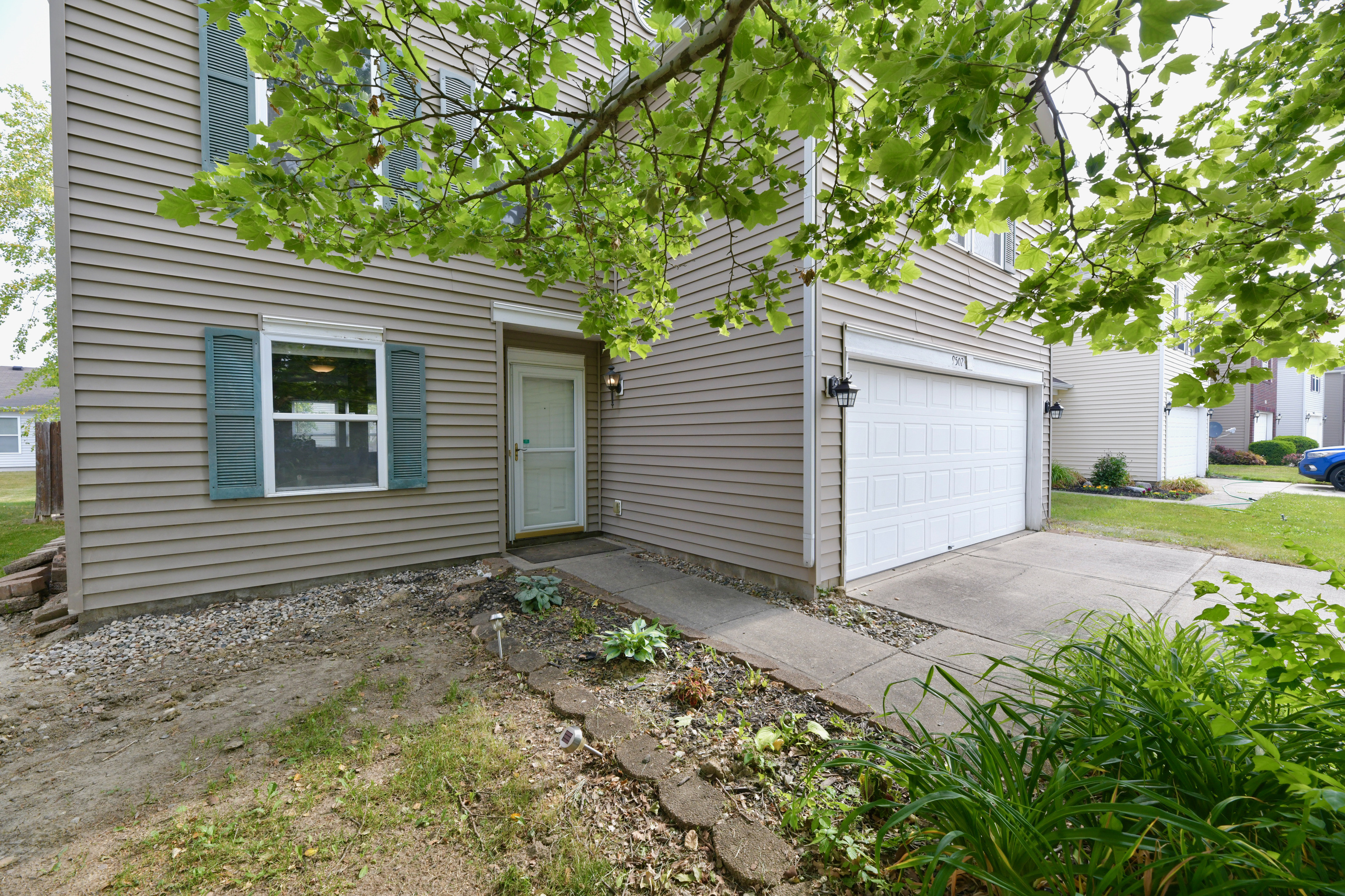 9502 West Constellation Drive Pendleton, IN 46064 - Photo 2 of 52