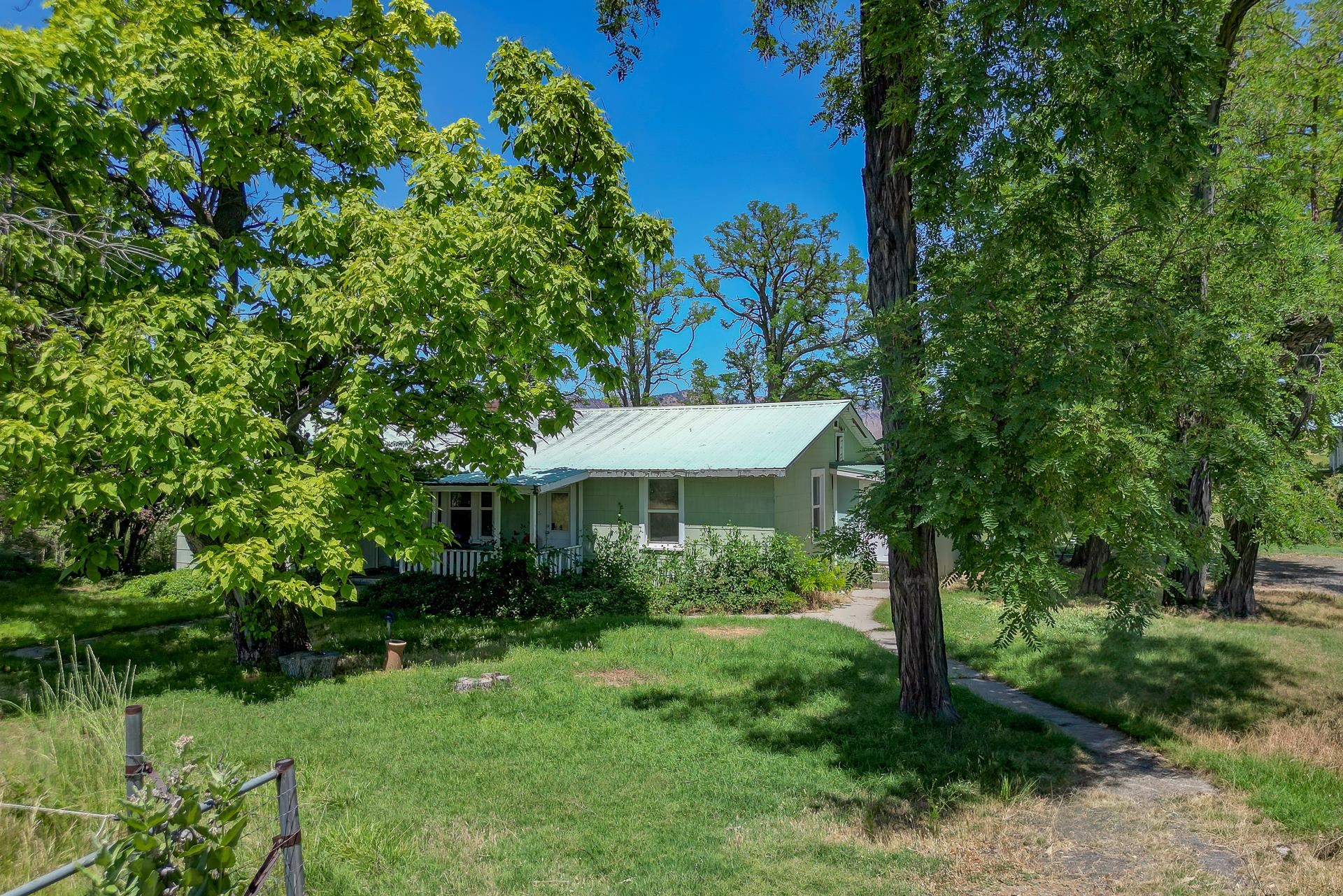3315 Montague Road Montague, CA 96064 - Photo 15 of 32 Gallery Image 15