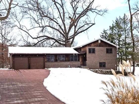 $236,900 | 226 South 9th Street, East Alton, IL 62024